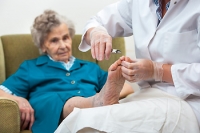 Stretching Feet in Elderly Patients